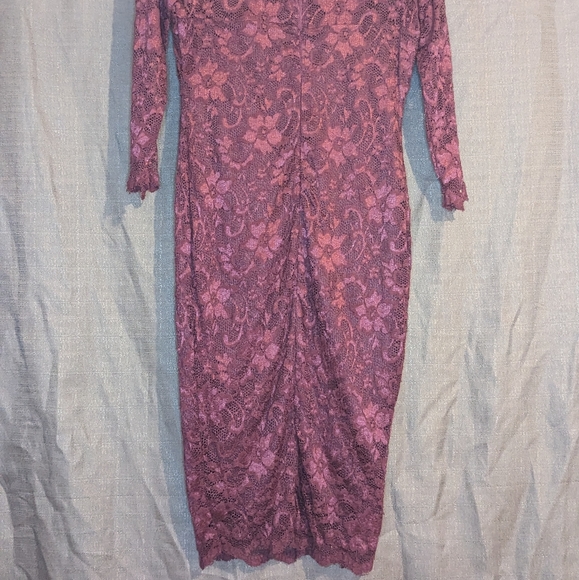 AX Paris Bodycon Midi Dress, Lace, Burgundy, Size 10 - Picture 2 of 5